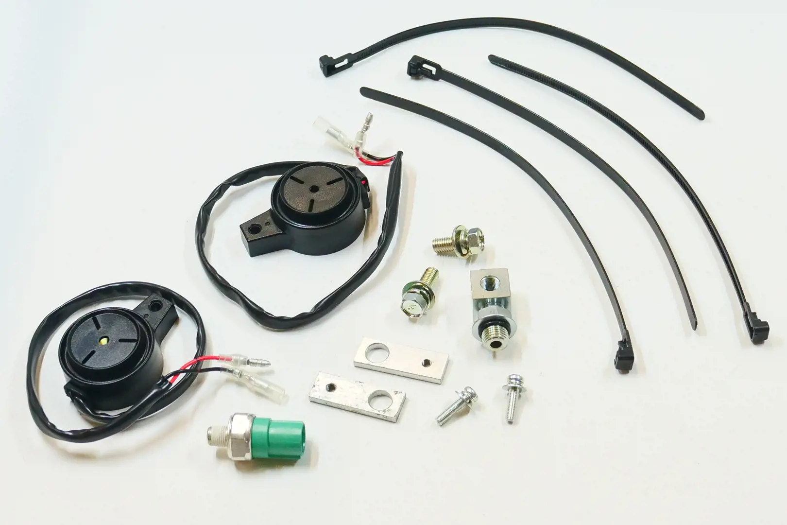 Image 1 for #K9784 TRAVEL ALARM KIT FOR KX033/U35-4