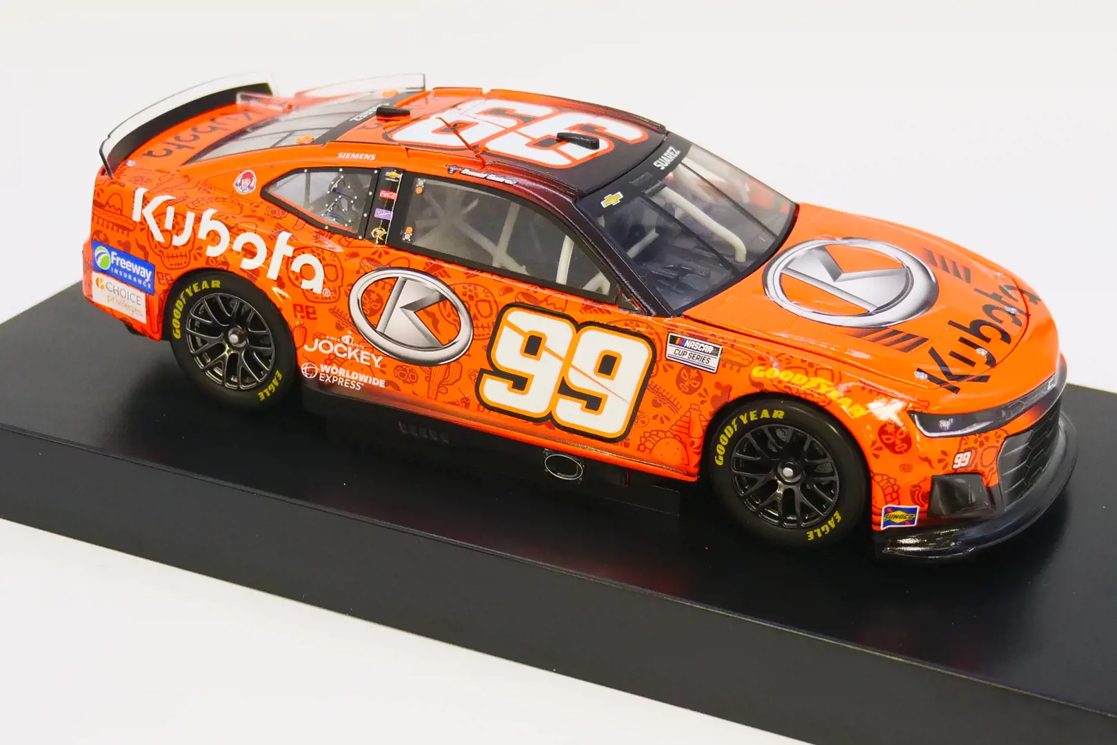 Image 4 for #C992423KUBDZ 1:24 Daniel Suarez 2024 Kubota ARC Diecast