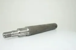 New Holland #574808 SPINDLE