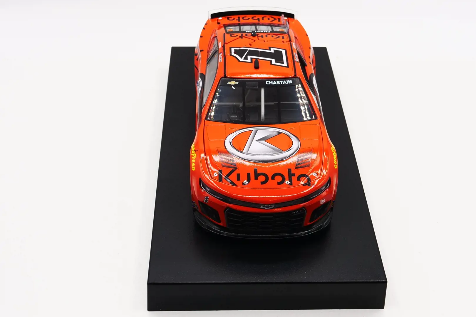 Image 4 for #CX12423KUBRZ 1:24 Ross Chastain 2024 Kubota ARC Diecast