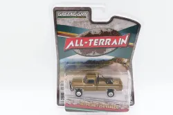 Greenlight Collectibles #35290-D 1:64 1979 Ford F250 Ranger Lifted with Rollbar Mounted Spare Tire - Gold Metallic