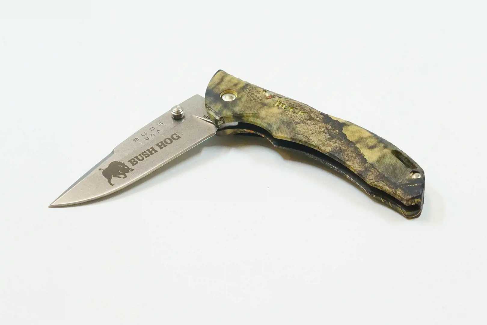 Image 1 for #19VBH01700 Bush Hog Camo Buck Lockback Knife