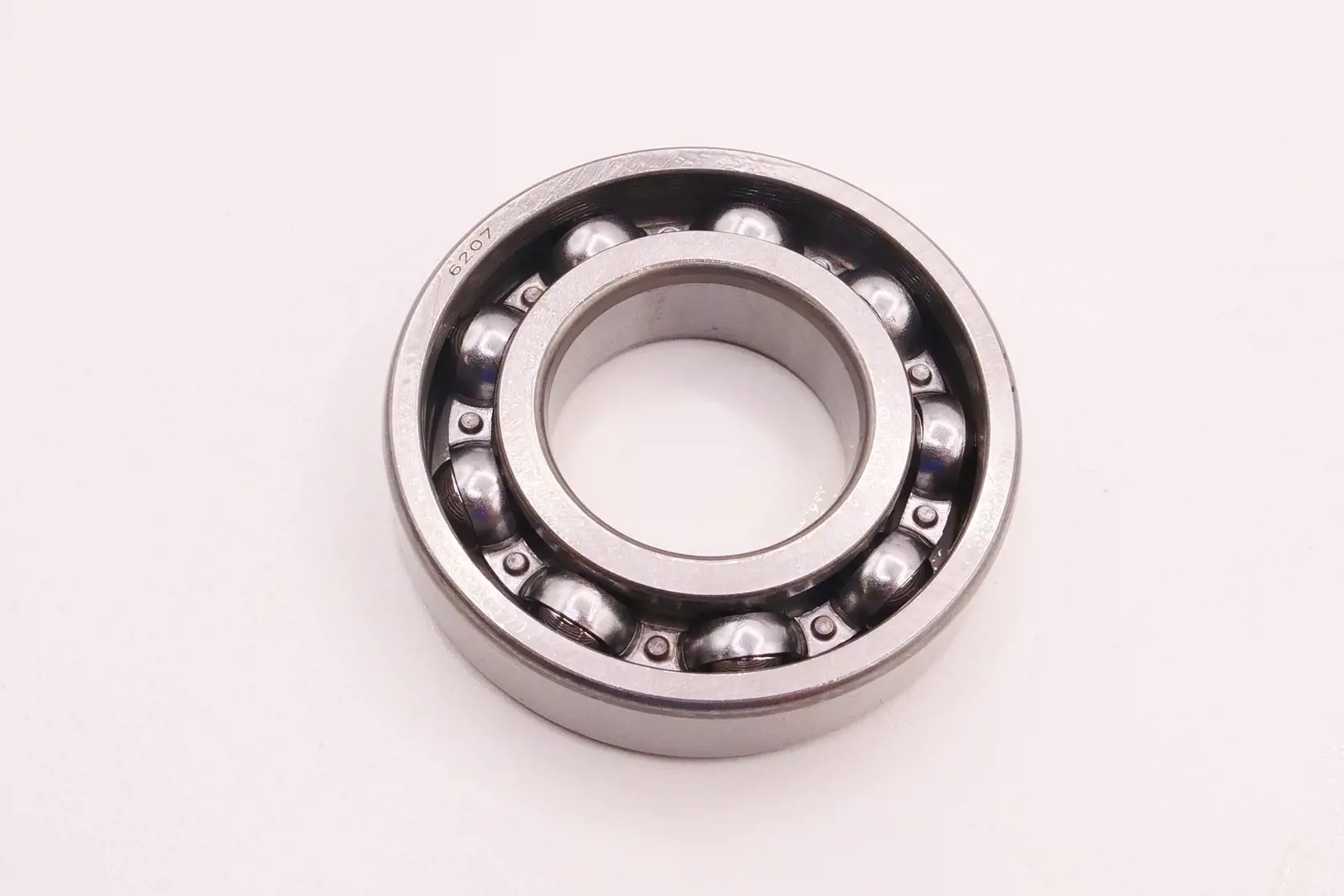 Image 1 for #70229 BEARING