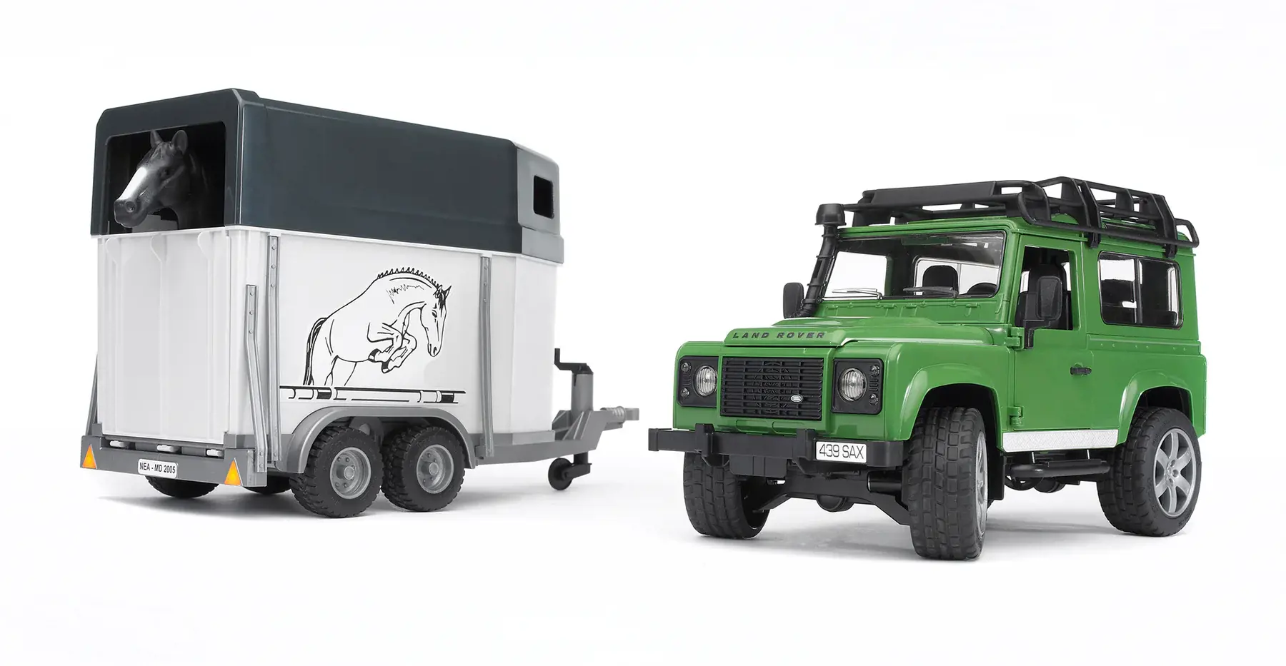 Image 1 for #02592 1:16 Land Rover Defender w/ Horse Trailer & Horse